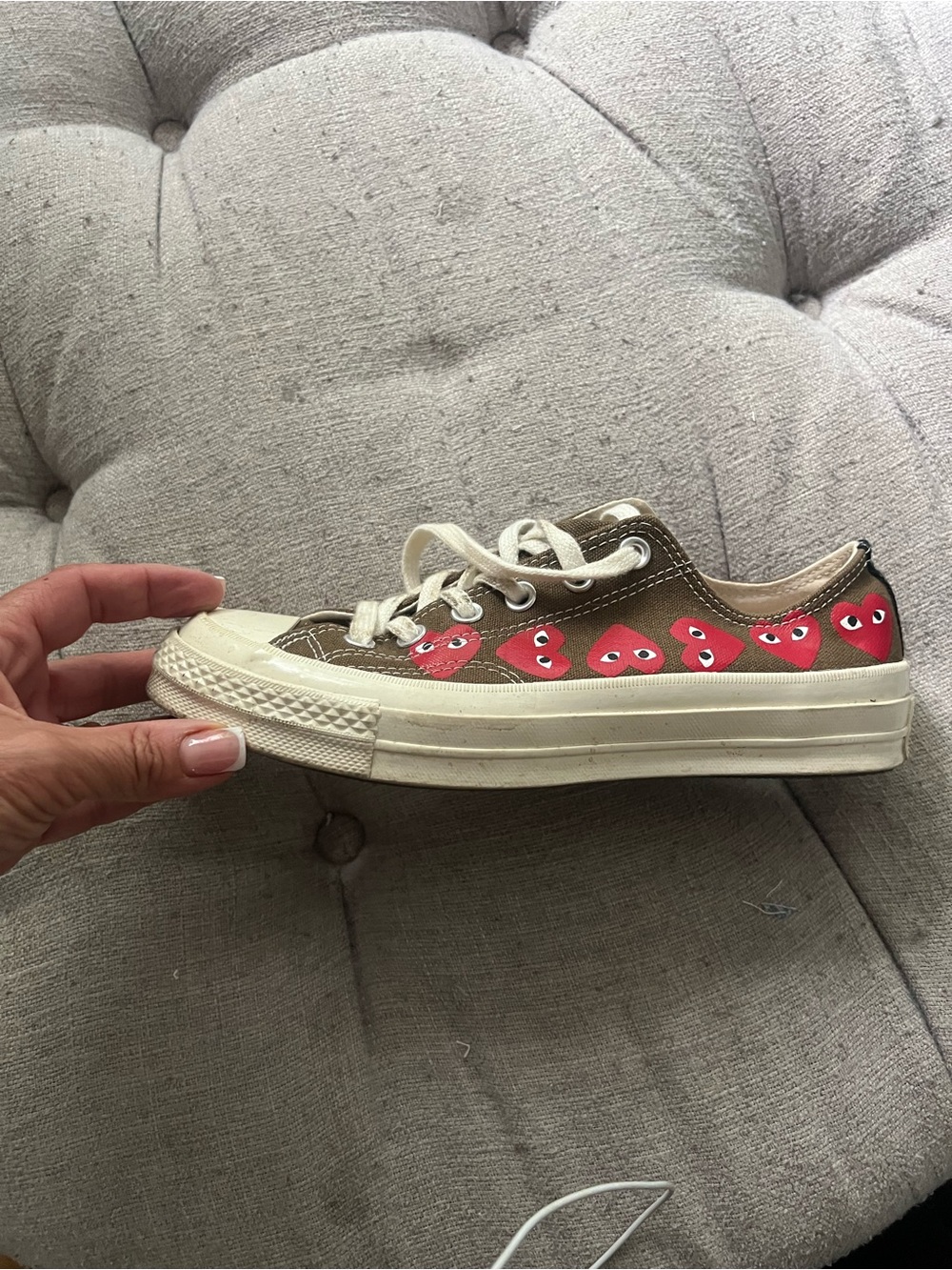 Comme des Garçons Low-Top Sneakers in Brown with Red Heart Motif